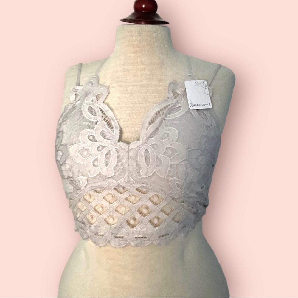 NWT Anemone Lace Bralette